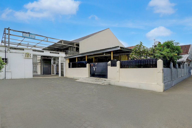 Front of property 5, Capital O 95198 Angel Homestay, Bekasi