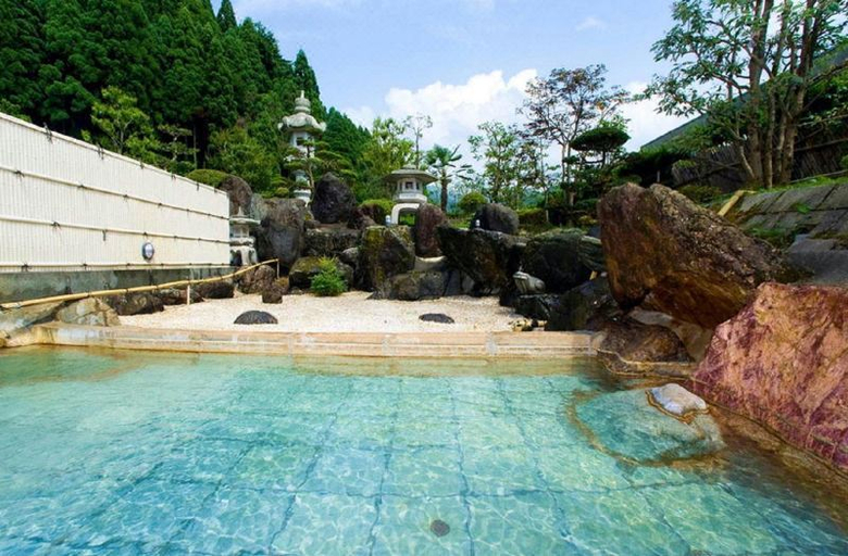 Others 5, Baden Akebi, Nyūzen
