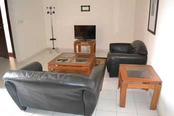 Living Room 4, Meumi Residence, Mfoundi
