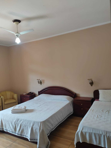 Bedroom, HOTEL FLORESTA, Poços de Caldas