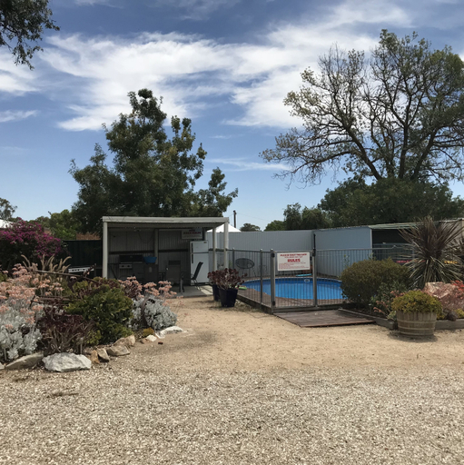 Exterior & Views, Glenrowan Kelly Country Motel, Wangaratta - South