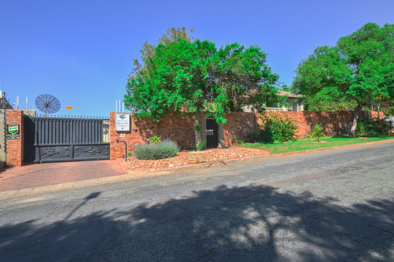 Others 3, Jewel of Jozi, Ekurhuleni