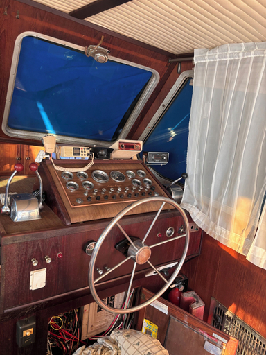 Others 1, Yacht Time, Manatee