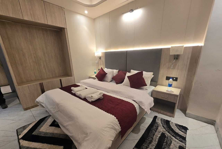 Room 4, Hotel Divine Vista, Chamoli