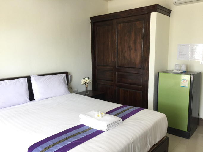 Bedroom 2, Amonruk Hotel 2, Muang Phrae
