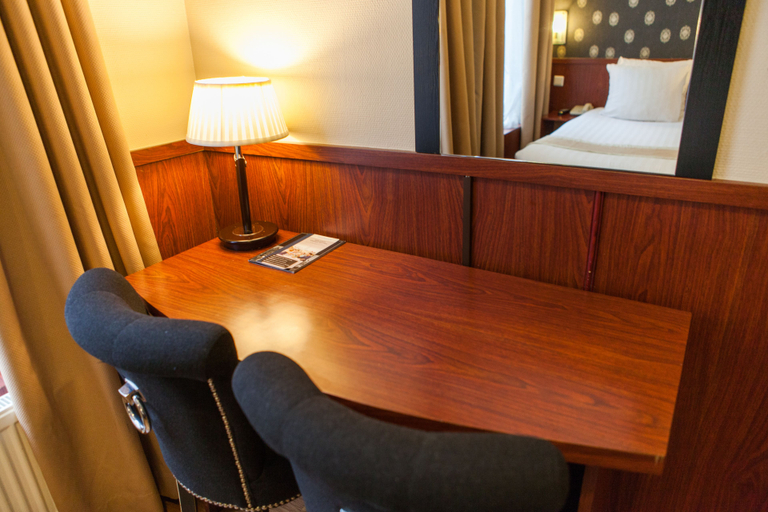 Others 5, Hotel de Paris Amsterdam, Amsterdam