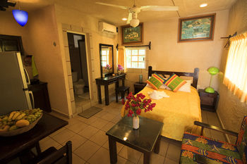 Others 3, Hotel Sol Caribe, Isla Mujeres