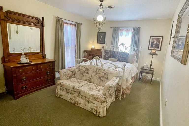 Room 2, The Yardley Inn And Spa, Sanpete