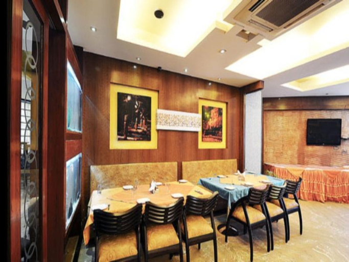 Food & Drinks 5, Hotel J.S. Residency, Varanasi