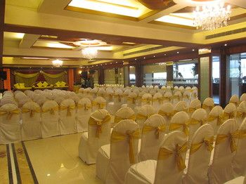 Others 4, Hotel Kohinoor Park, Mumbai City