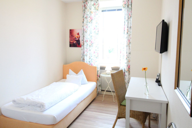 Others 4, Hotel-Gasthof Opel, Bayreuth