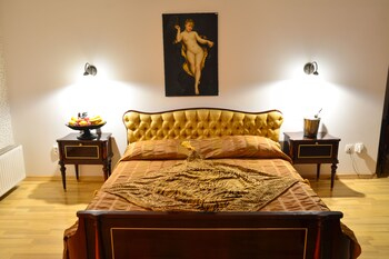 Others 5, Hotel Senator, Timisoara