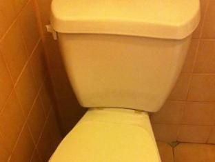 Bathroom 5, Apache Inn, Los Angeles