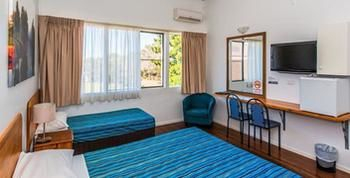 Others 5, Diggers Tavern Hotel, Bellingen