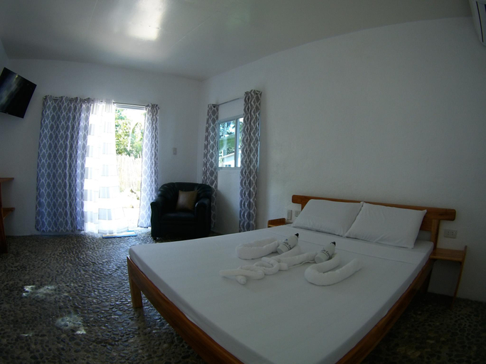 Bedroom, Oceanlife Explorers Hotel Restaurant & Dive Center, San Juan