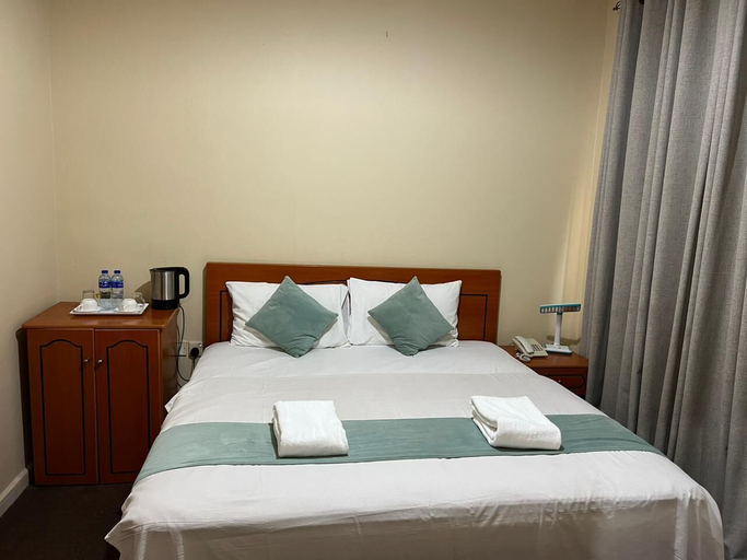 Bedroom 4, Al Jazeerah Hotel, Sharjah City
