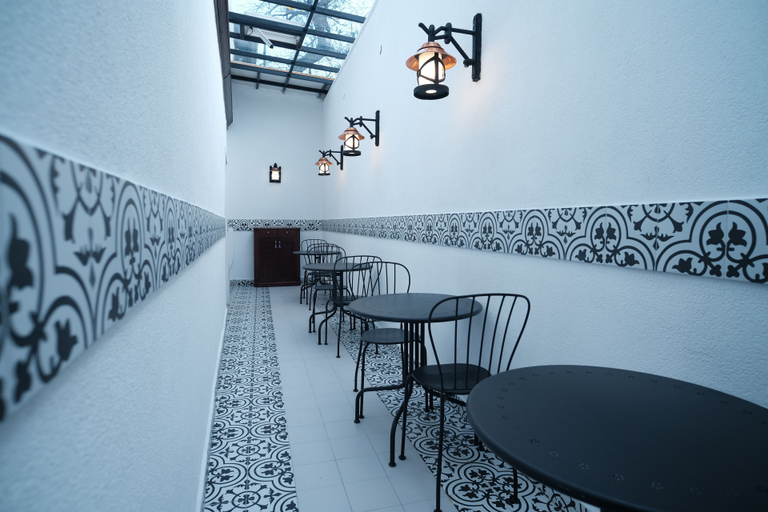 Restaurant 5, Mecit Kaptan Konağı, Merkez