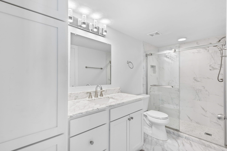 Bathroom 3, Gulf Front: Steps to Beach ~ Minutes to Rosemary ~ Free Beach Setup!, Walton