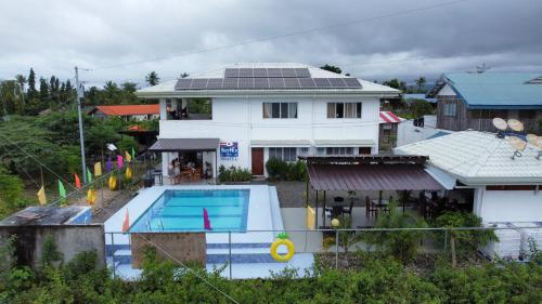 Others 4, Bernis Hostel, Moalboal