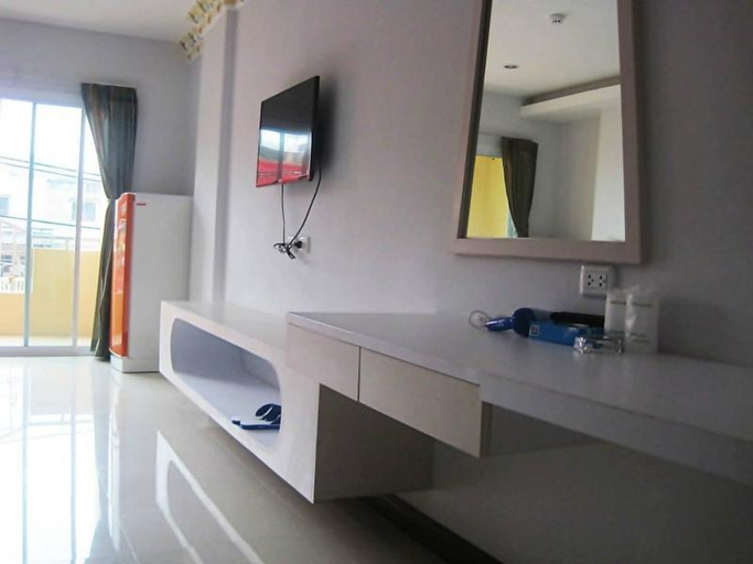 Bathroom 4, Orange Grand Hotel, Sadao