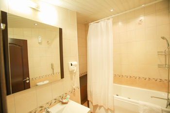 Bathroom 5, Prestige Na Vasilievskom Hotel, Sankt-Peterburg gorsovet