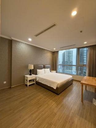 Others 5, Luxury Landmark 81 & Vinhomes Urban Royal Riverside, Bình Thạnh