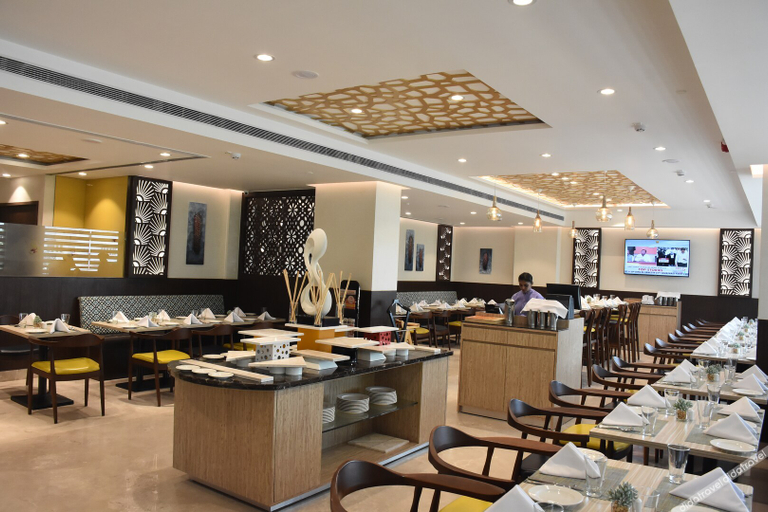 Food & Drinks 5, Fortune Inn Promenade, Vadodara - Member ITC Hotels' Group, Vadodara