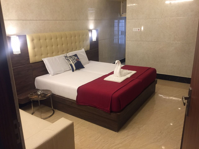 Bedroom 2, Hotel SSK Grand - Kanchipuram, Kancheepuram