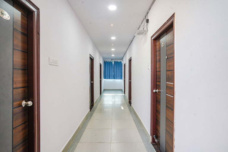 Public Area 2, Fabhotel Grand Broholic, Hyderabad
