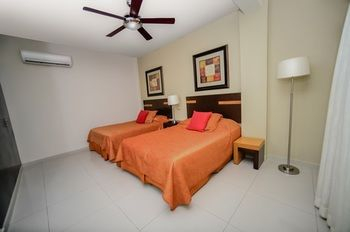 Others 4, Encanto Riviera, Cozumel