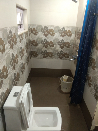 Bathroom 2, Check Inn Today Resort, The Nilgiris