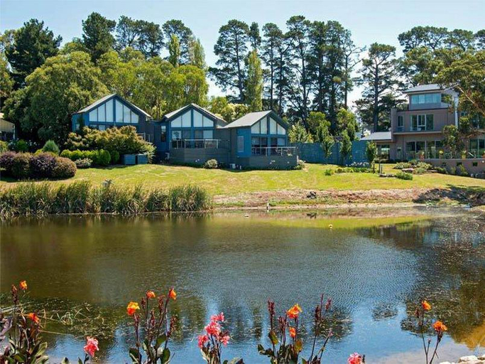 Others 3, Seville Estate, Yarra Ranges - Seville