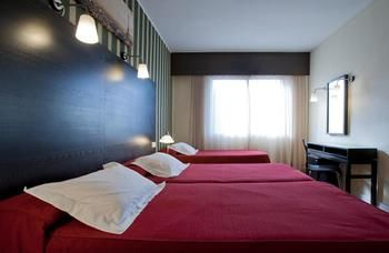 Others 2, HRC Hotel, Madrid