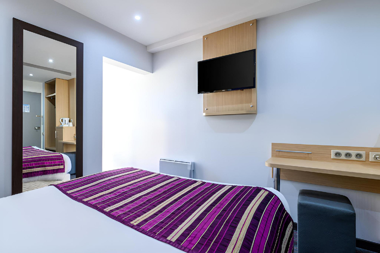 Bedroom 2, FH Confort Hotel Orleans Co'met, Loiret