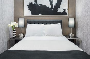 Others 2, Park West Hotel, New York