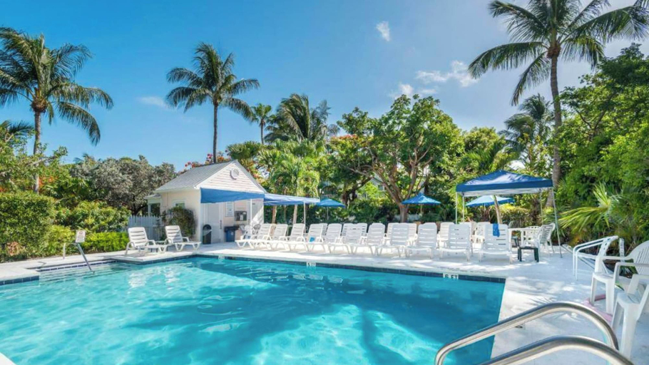 Sport & Beauty 3, A Siesta Bay by Avantstay Key West Walkable Gated Community, Shared Pool Month-long Stays, Monroe