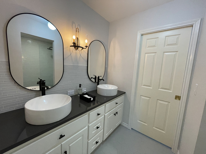 Bathroom, The Gaard House, Yamhill