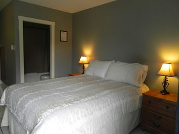 Others 5, Naramata Courtyard Suites, Okanagan-Similkameen