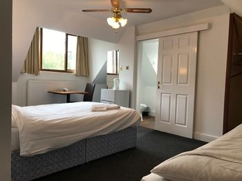 Guestroom