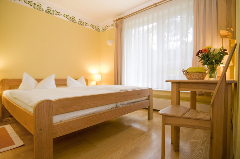 Bedroom 4, Hotel Haus Linden, Vorpommern-Rügen