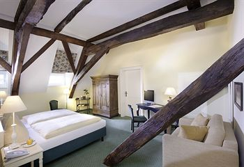 Others 5, Hotel Schloß Gehrden, Höxter