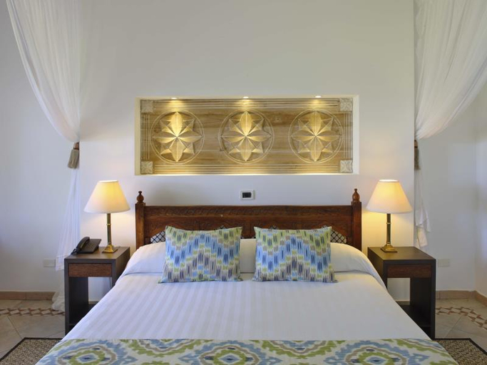 Bedroom 3, Bluebay Beach Resort and Spa, Kaskazini 'B'