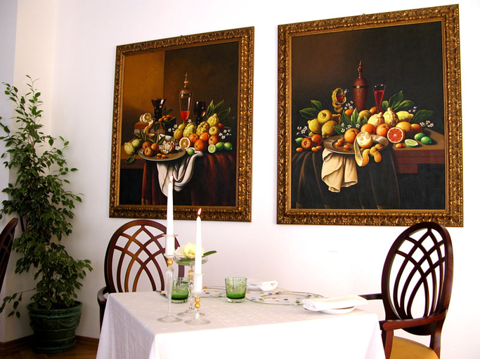 Others 4, Grand Hotel des Ambassadeurs, Alpes-Maritimes
