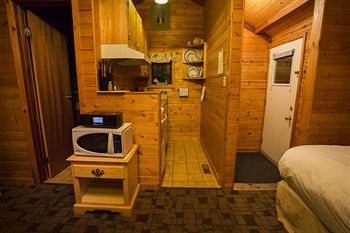 Others 3, Castle Mountain Chalets, Division No. 15