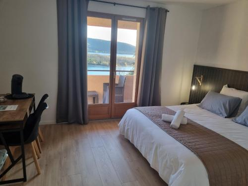 Others 2, Auberge des Salles, Var