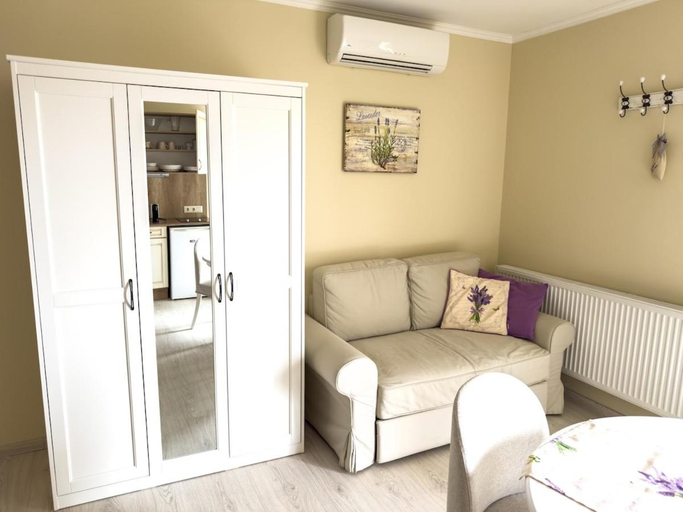 Bedroom, Barackvirag Apartmanhaz, Balatonfüred