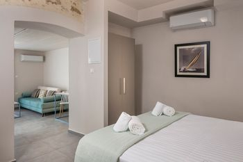Others 4, Camara Residence, Crete