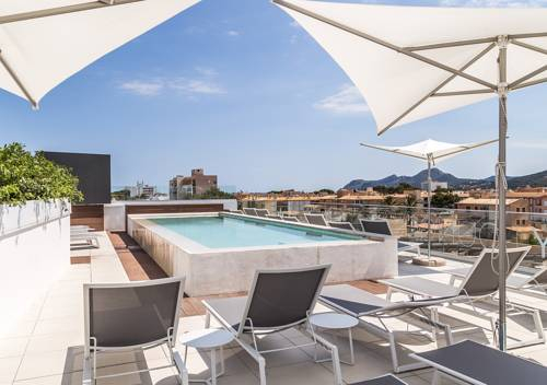 Others 3, Hotel the Sky – Adults Only, Baleares
