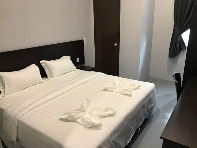 Others 5, BL Hotel, Kinta