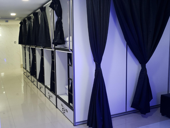 Public Area 5, 21 Capsule Hotel Bukit Bintang, Kuala Lumpur